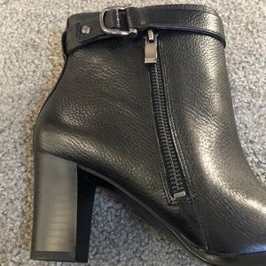 Naturalizer boots